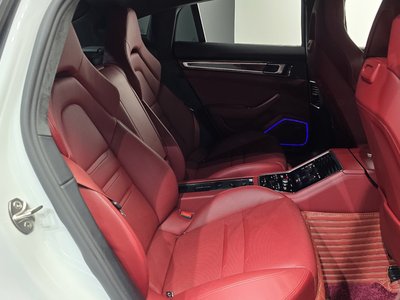 صورة مصغرة 17 لـ 2019 Porsche PANAMERA