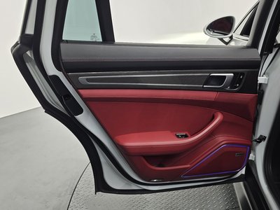 صورة مصغرة 15 لـ 2019 Porsche PANAMERA