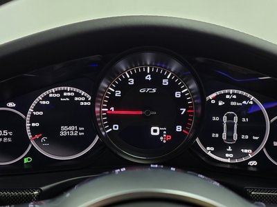صورة مصغرة 11 لـ 2019 Porsche PANAMERA