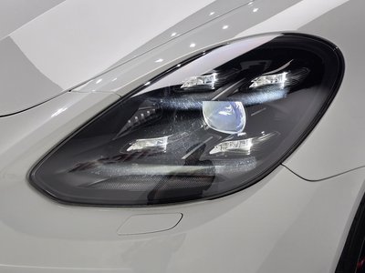 صورة 9 لـ 2019 Porsche PANAMERA