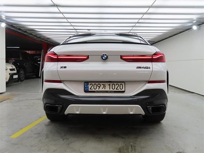 2023 BMW X6 photo 2
