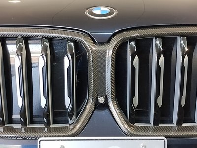 2022 BMW X6 — миниатюра 24