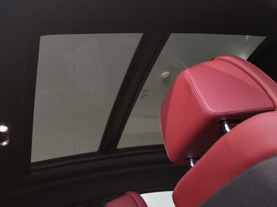 2022 BMW X6 — миниатюра 61