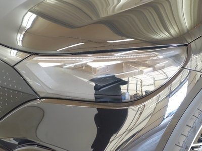 MERCEDES-BENZ EQE - 8