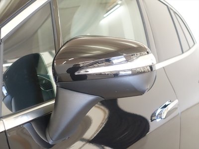 MERCEDES-BENZ EQE - 7