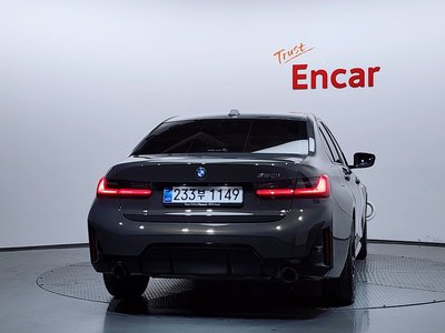 BMW 3 SERIES - 3