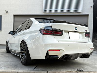 BMW M3 SEDAN - 7