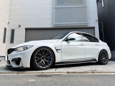 BMW M3 SEDAN - 6
