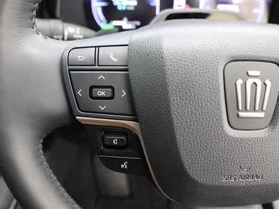 TOYOTA CROWN CROSSOVER - 10