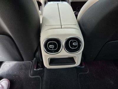 صورة مصغرة 11 لـ 2025 Mercedes-BENZ GLC