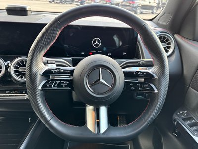 MERCEDES-BENZ EQB - 9