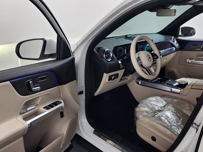 MERCEDES-BENZ GLB - 10