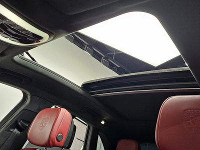2023 Porsche MACAN thumbnail 21