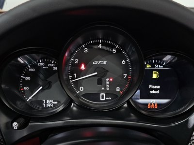 2023 Porsche MACAN thumbnail 11