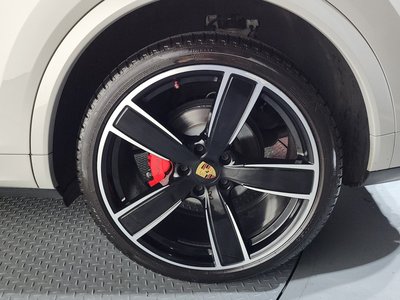 PORSCHE CAYENNE - 8
