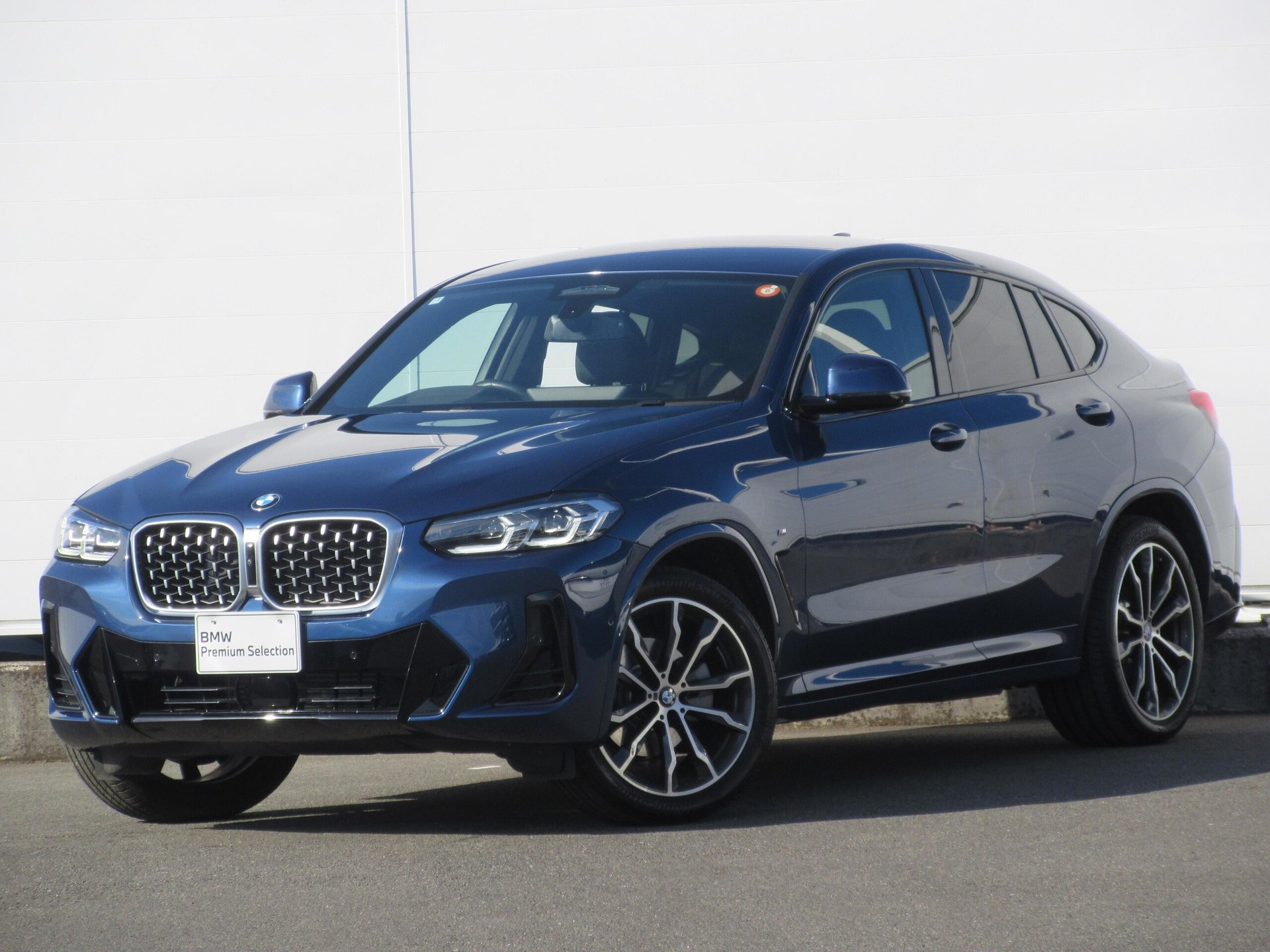 BMW X4 - View 1