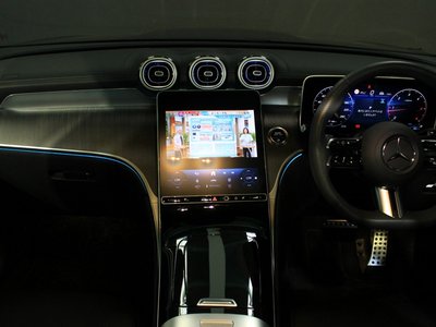 2025 Mercedes-BENZ GLC 照片 2