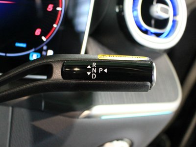 2025 Mercedes-BENZ GLC thumbnail 19