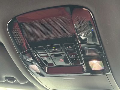2025 Lexus RX — миниатюра 47