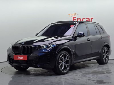 2025 BMW X5 — фото 1