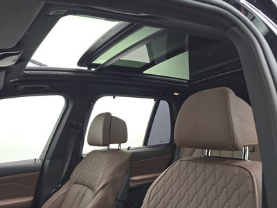 2025 BMW X5 — миниатюра 23
