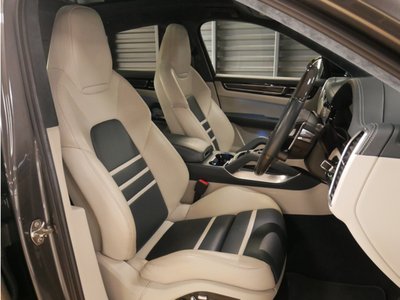 PORSCHE CAYENNE - 10