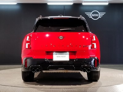 MINI MINI COUNTRYMAN - 8
