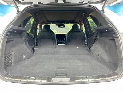 صورة مصغرة 11 لـ 2023 Lexus NX