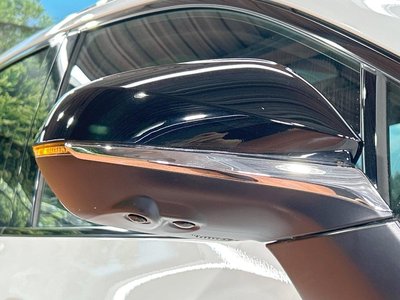 صورة مصغرة 35 لـ 2023 Lexus NX