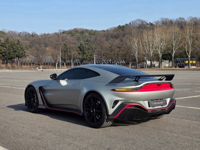 ASTON MARTIN VANTAGE - 5