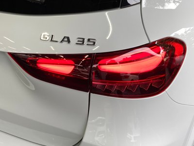 MERCEDES-BENZ GLA AMG - 10