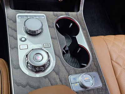 صورة مصغرة 12 لـ 2024 Genesis GV80