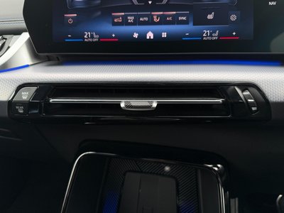2025 BMW X1 — миниатюра 38
