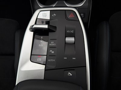 2025 BMW X1 — миниатюра 40