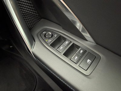 2025 BMW X1 — миниатюра 23