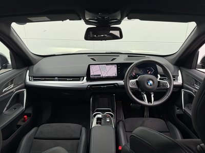 2025 BMW X1 — миниатюра 15