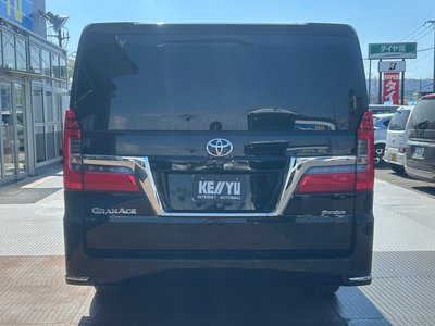 TOYOTA GRAND ACE - 9