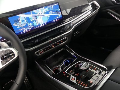 2025 BMW X5 thumbnail 15