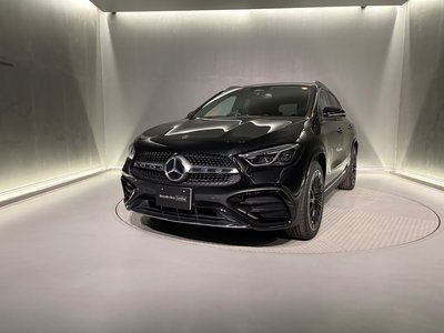 MERCEDES-BENZ GLA - 2