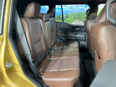 TOYOTA LAND CRUISER 250 - 10