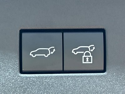 TOYOTA LAND CRUISER 250 - 7