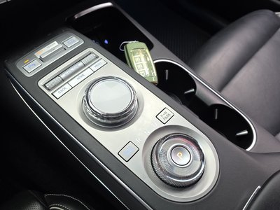 GENESIS ELECTRIFIED GV70 - 9