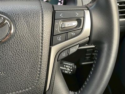 TOYOTA LAND CRUISER PRADO - 8