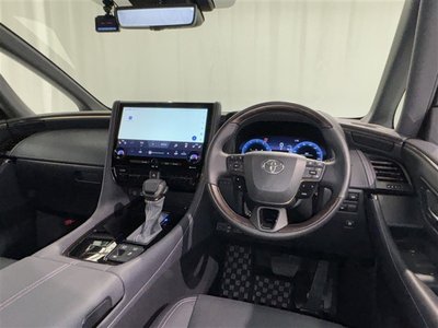 2024 Toyota ALPHARD — фото 9