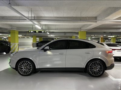 PORSCHE CAYENNE - 1