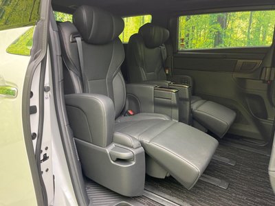 TOYOTA ALPHARD - 9