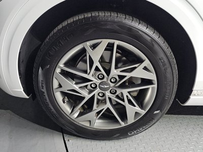 2022 GENESIS GV70 photo 6