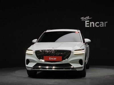 2022 GENESIS GV70 photo 2
