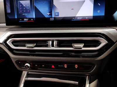 صورة مصغرة 38 لـ 2023 BMW 3 SERIES