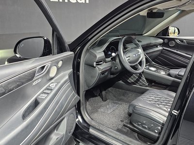 GENESIS GV80 - 10